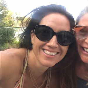 Meet your Posher, Renee